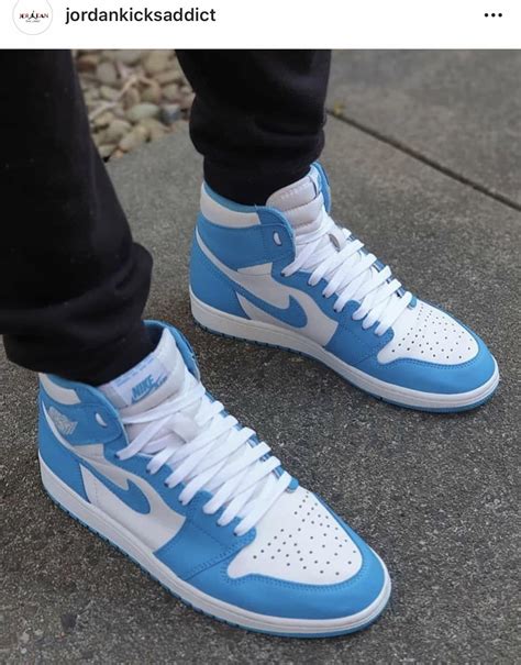 light blue jordans men.